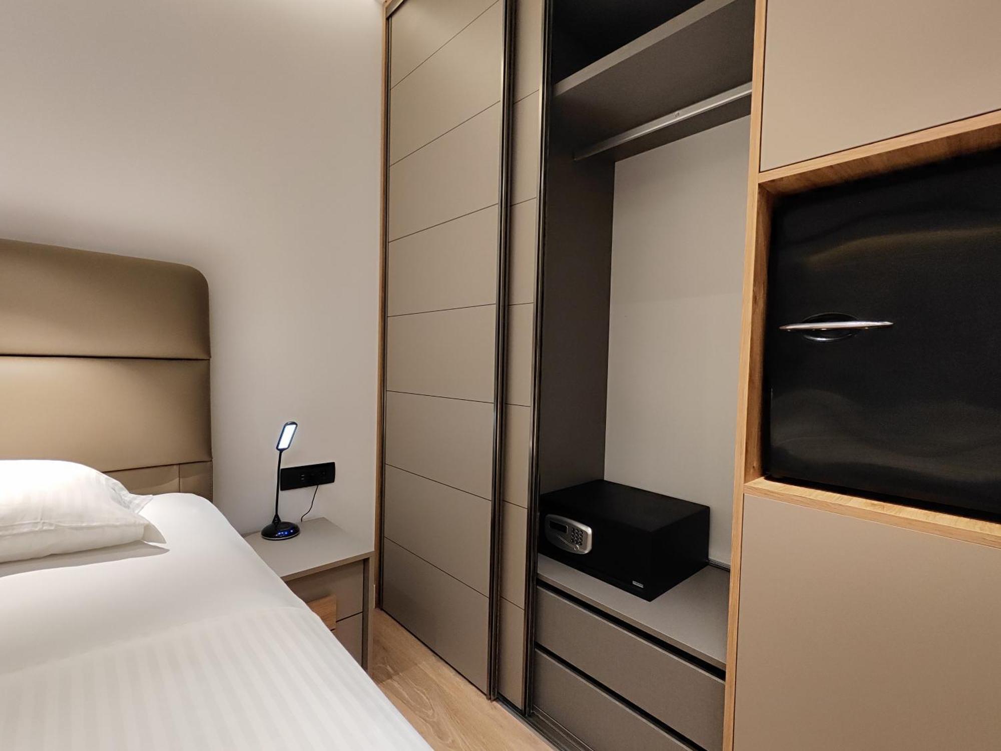 Amd Premium Rooms Budua Esterno foto