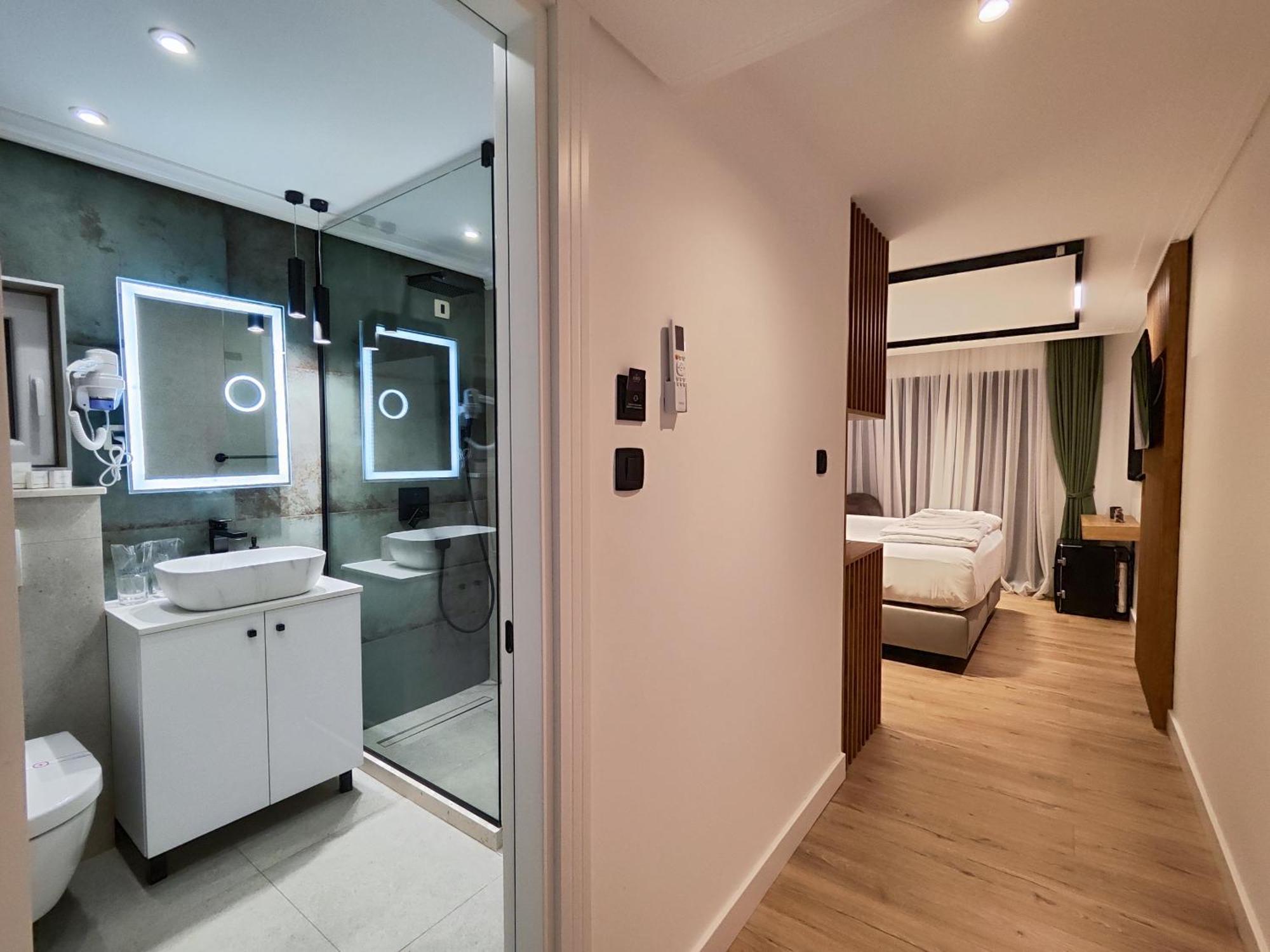Amd Premium Rooms Budua Esterno foto