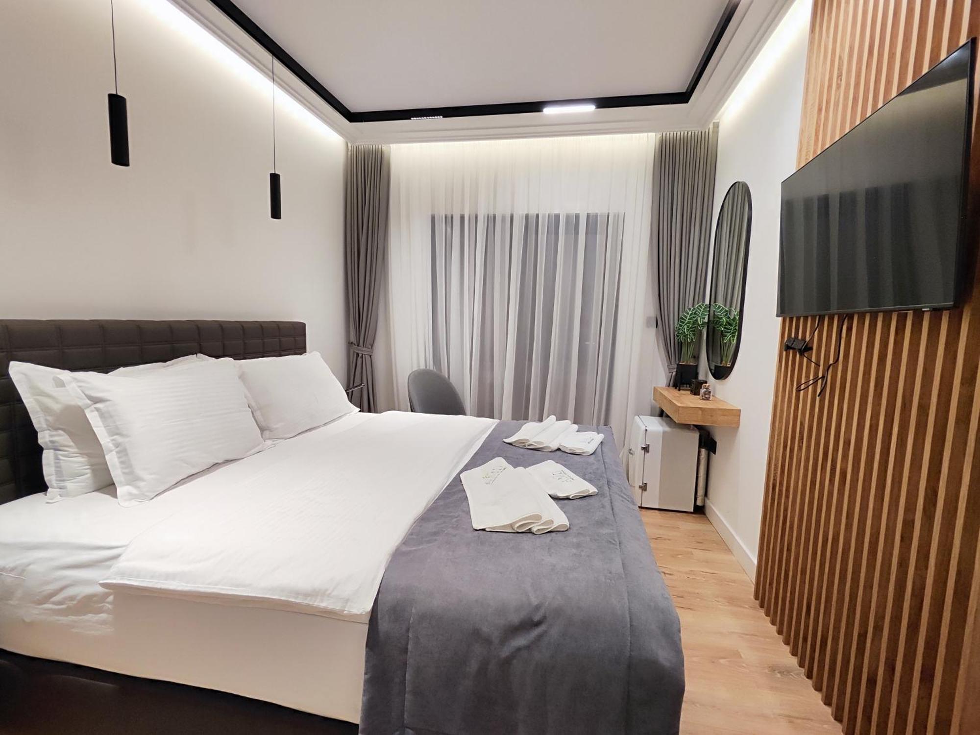 Amd Premium Rooms Budua Esterno foto